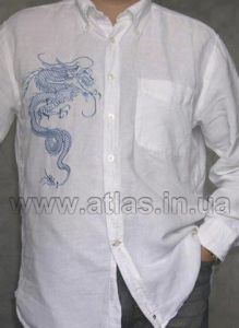 Besticktes Shirt