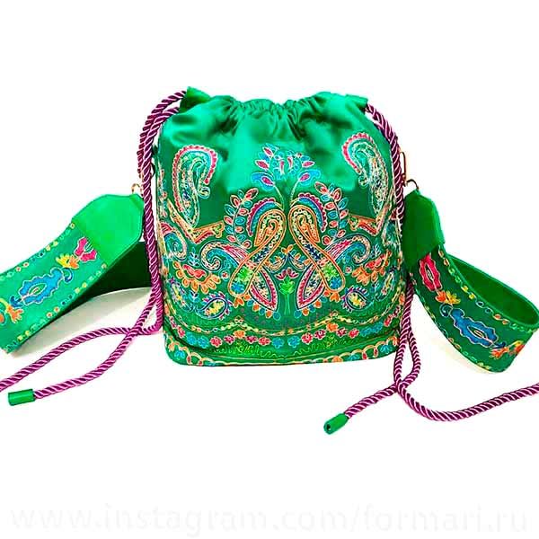 satin stitch on the bag