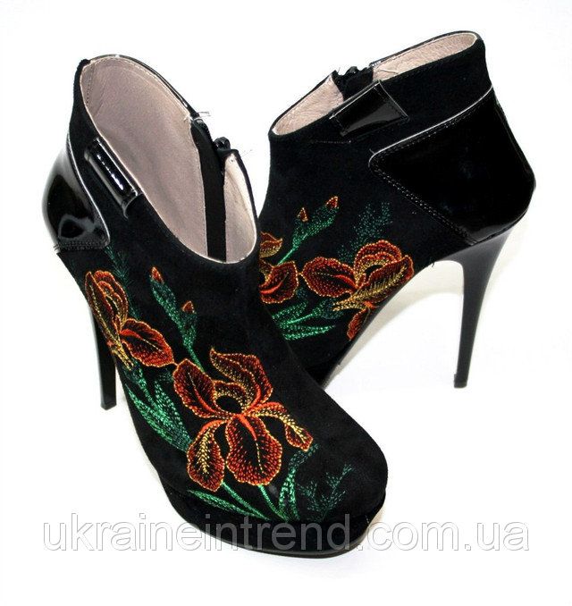 Embroidered shoes